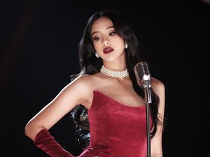 Anya Geraldine Sering Dikirimi Video Siksa Kubur oleh Ibu gegara Baju Seksi Anya Geraldine Sering Dikirimi Video Siksa Kubur oleh Ibu gegara Baju Seksi