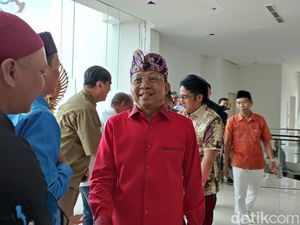 Gubernur Koster: Kemacetan Menandakan Ekonomi Berputar di Bali Gubernur Koster: Kemacetan Menandakan Ekonomi Berputar di Bali