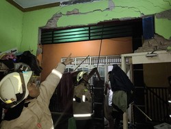 Gas Meledak di Rumah Warga Cilincing, 3 Orang Sekeluarga Terluka