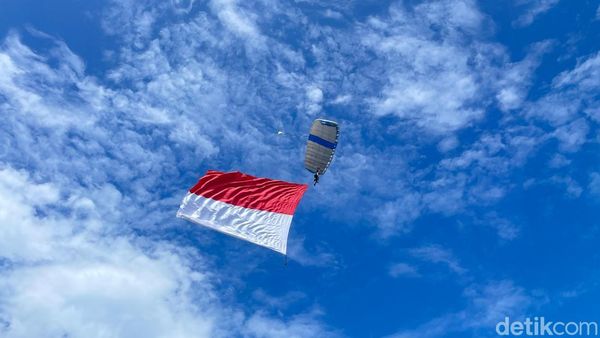 Potret Pameran Pesawat Terbang di Pangandaran
