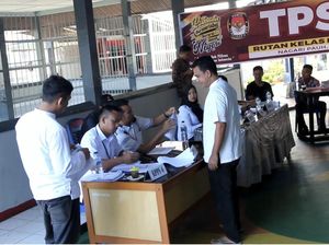 KPU Klaim Partisipasi PSU Pasaman Capai 70 Persen Lebih KPU Klaim Partisipasi PSU Pasaman Capai 70 Persen Lebih