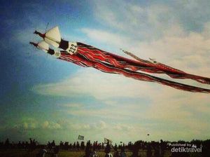 Musim Layang-Layang Bali Mulai April-Agustus, Langit Jadi Kanvasnya Musim Layang-Layang Bali Mulai April-Agustus, Langit Jadi Kanvasnya