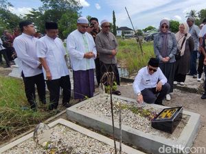 Asprov Kalsel Ziarah ke Tokoh Sepakbola Menjelang HUT PSSI Ke-95