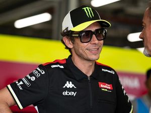 Gara-gara Kalimat Ini Valentino Rossi Tunda Punya Anak sampai Pensiun Gara-gara Kalimat Ini Valentino Rossi Tunda Punya Anak sampai Pensiun