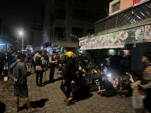 Polres Jakbar Tangkap 47 Remaja Diduga Hendak Tawuran, Celurit-Sinte Disita