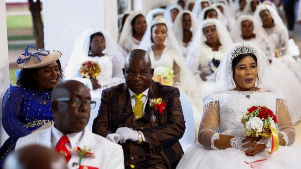 54 Pasangan Termasuk Penganut Poligami Nikah Massal