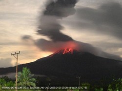 Gunung Lewotobi Meletus 13 Kali, Dentuman Keras Terdengar hingga Larantuka