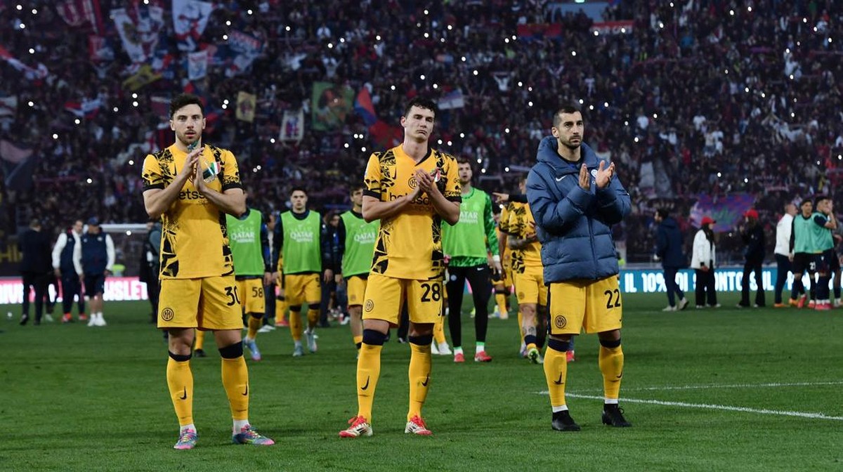 Inter Milan bisa saja mainkan Playoff Scudetto kontra Napoli (REUTERS/Jennifer Lorenzini)