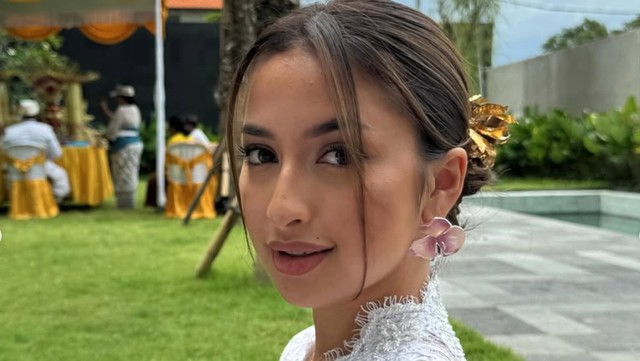 Update Informasi Selebriti InsertLive : Jennifer Coppen Buka Suara Usai Unfollow Zoe Adik Dali Wassink
