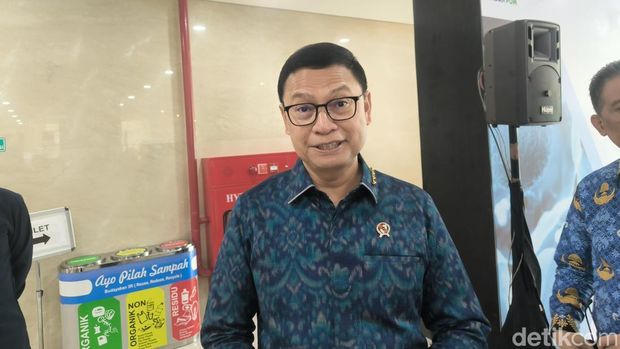 Kepala BPOM Taruna Ikrar
