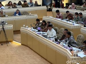 Nusron Lapor Kementerian ATR Setor PNBP Rp 880 M ke Negara Nusron Lapor Kementerian ATR Setor PNBP Rp 880 M ke Negara