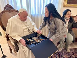 Puan Berduka Paus Fransiskus Wafat, Harap Warisan Perdamaiannya Selalu Hidup