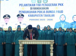 Bupati Takalar Lantik Tim Penggerak PKK Masa Bakti 2025-2030 Bupati Takalar Lantik Tim Penggerak PKK Masa Bakti 2025-2030