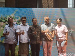 Koster Apresiasi Hatten Wines Kurangi Sampah Plastik-Gunakan Solar Panel Koster Apresiasi Hatten Wines Kurangi Sampah Plastik-Gunakan Solar Panel