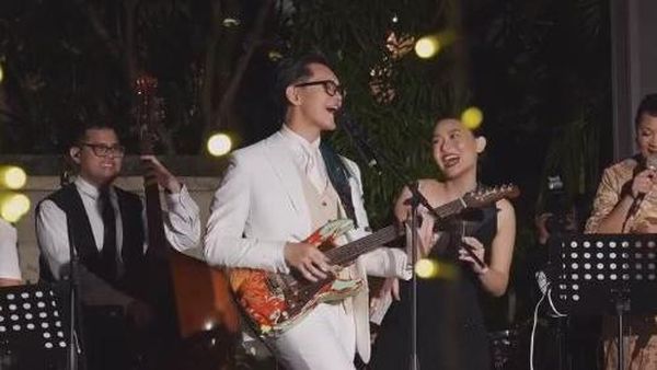 7 Foto After Party Brandon Salim & Dhika Himawan, Bak Konser SO7