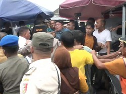 Wakil Bupati Tulang Bawang Terlibat Keributan dengan Pedagang, Nyaris Adu Jotos