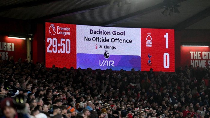 2190865210 VAR confirms that Anthony Elanga of Nottingham Forest scores a goal during the Premier League match between Nottingham Forest and Tottenham Hotspur at the City Ground in Nottingham, England, on December 26, 2024. (Photo by MI News/NurPhoto via Getty Images)