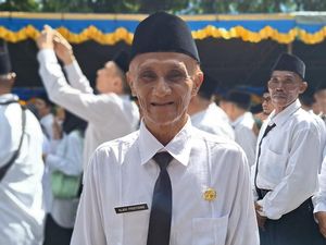 Puluhan Tahun Jadi Honorer, Hanya Setahun sebagai PPPK lalu Pensiun Puluhan Tahun Jadi Honorer, Hanya Setahun sebagai PPPK lalu Pensiun