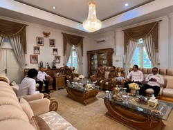 Dorong Ekonomi Daerah, Bupati Eman Minta BIJB Rutin Layani Haji-Umrah