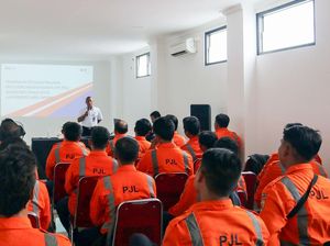 Cegah Kecelakaan Kereta, Penjaga Lintasan Dapat Pelatihan Khusus