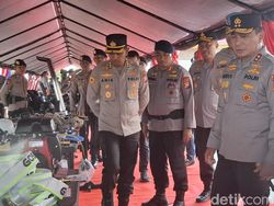 Kapolda Riau Cek Peralatan di Mako Brimob Antisipasi Karhutla