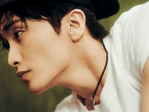 100 Lagu Paling Populer di Korea Selatan Pekan Ini 100 Lagu Paling Populer di Korea Selatan Pekan Ini