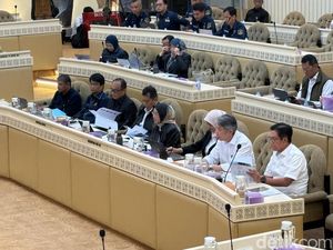 Prabowo Belum Beri Restu PNS Pindah ke IKN Prabowo Belum Beri Restu PNS Pindah ke IKN