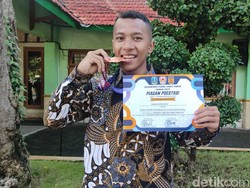 Jadi Jawara Karate, Pelajar SMA Negeri 1 Sidoarjo Ini Berlatih Sejak TK