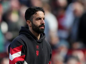 Amorin Mau Bayarin Tiket Final Liga Europa untuk Staf MU