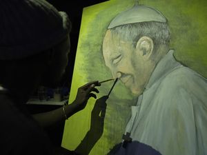 Seniman Kenya Lukis Paus Fransiskus sebagai Bentuk Penghormatan Seniman Kenya Lukis Paus Fransiskus sebagai Bentuk Penghormatan