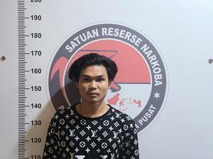 Polisi Tangkap Pengedar Obat Keras Saat Gerebek Kos di Tanah Abang