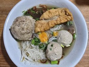 5 Bakso Maknyus di Jakarta Barat ala Wonogiri dan Medan 5 Bakso Maknyus di Jakarta Barat ala Wonogiri dan Medan