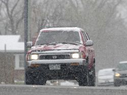 Salju Tebal Picu Kemacetan 15 km di India, Wisatawan Terjebak dalam Kedinginan