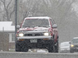 Salju Tebal Picu Kemacetan 15 km di India, Wisatawan Terjebak dalam Kedinginan