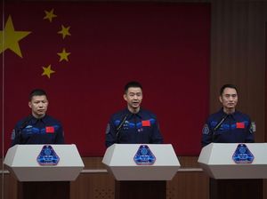 Video: China Siap Kirimkan 3 Astronaut untuk Misi Shenzhou-20 Video: China Siap Kirimkan 3 Astronaut untuk Misi Shenzhou-20