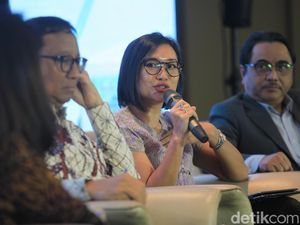 Diskusi dan Peluncuran Buku Transisi Energi Hijau Diskusi dan Peluncuran Buku Transisi Energi Hijau