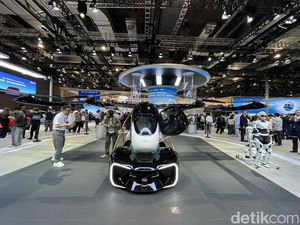 Inovasi Chery: Dari Mobil Super Irit, Mobil Terbang, Sampai Robot Inovasi Chery: Dari Mobil Super Irit, Mobil Terbang, Sampai Robot