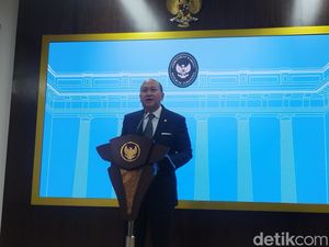 Rosan Umumkan Realisasi Investasi Kuartal I Rp 465,2 T Rosan Umumkan Realisasi Investasi Kuartal I Rp 465,2 T