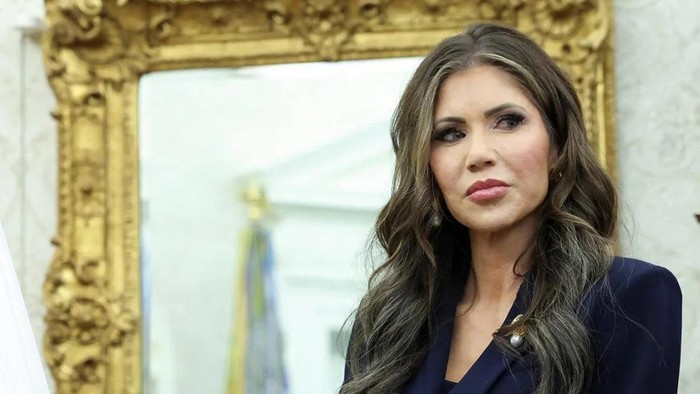 Trump Pecat Menteri Keamanan Dalam Negeri AS, Kenapa?