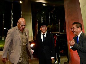 Tiba di Indonesia, PM Republik Fiji Akan Bertemu Prabowo di Istana Besok Tiba di Indonesia, PM Republik Fiji Akan Bertemu Prabowo di Istana Besok