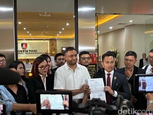 Rayen Pono yang Dilahirkan Maia Estianty Kini Lawan Ahmad Dhani Rayen Pono yang Dilahirkan Maia Estianty Kini Lawan Ahmad Dhani