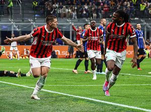 Video: Semifinal Coppa Italia, AC Milan Menang Telak 3-0 Vs Inter Milan Video: Semifinal Coppa Italia, AC Milan Menang Telak 3-0 Vs Inter Milan