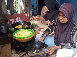 Emak-emak di Desa Sukajaya Purwakarta Kini Tak Lagi Takut Rentenir Emak-emak di Desa Sukajaya Purwakarta Kini Tak Lagi Takut Rentenir