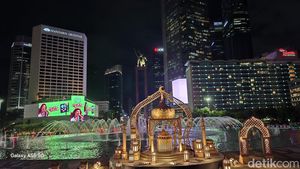 Memotret Jakarta Pakai Samsung Galaxy A56 dari Atas Open Top Bus