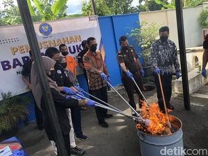 BNNP DIY Gagalkan Penyelundupan Ganja Hampir Sekilo dari Medan ke Jogja BNNP DIY Gagalkan Penyelundupan Ganja Hampir Sekilo dari Medan ke Jogja