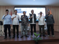 Kampus Diminta Aktif Edukasi agar Masyarakat Tak Bergantung pada Bansos