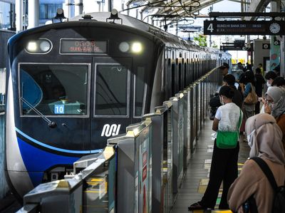 Mantap! Hari Ini Naik Transportasi Umum di Jakarta Cuma Rp 1