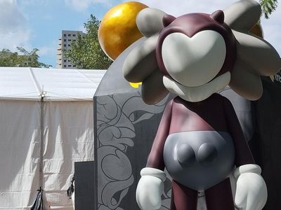 Menikmati 28 Patung dan Alam di Art Jakarta Gardens 2025