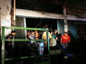 Toko Buku di Pasar Sentral Palopo Kebakaran, Diduga Akibat Korsleting Toko Buku di Pasar Sentral Palopo Kebakaran, Diduga Akibat Korsleting