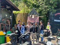 Rombongan Motor Knalpot Brong Ganggu Pengunjung di Jembatan Bangkung